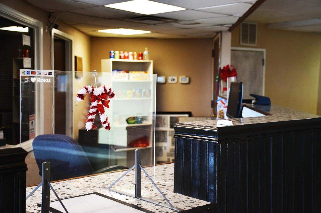 American Best Inn By Oyo I-35 Perry Near Lake Mcmurtry Bagian luar foto