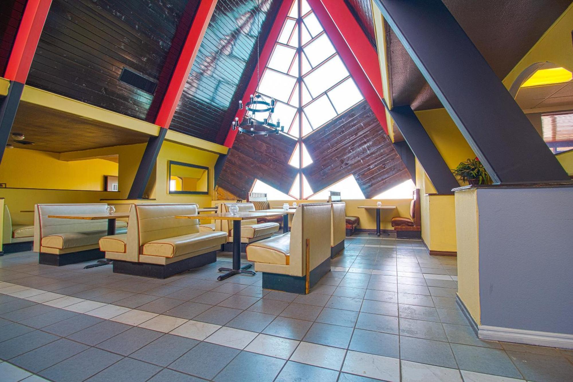 American Best Inn By Oyo I-35 Perry Near Lake Mcmurtry Bagian luar foto